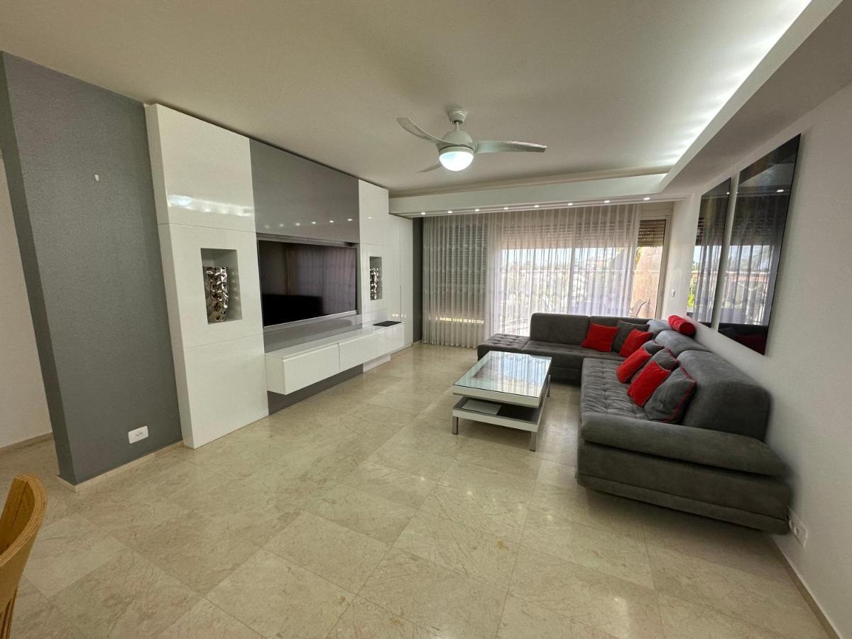 Yalarent Amdar Lux Apartment Eilat Exterior foto
